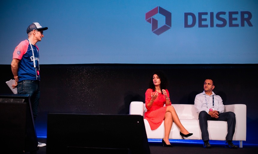 Guillermo, Vanessa y Anantha representando a DEISER, Lastminute y Bosch en los DEISER Enterprise Days 2018.